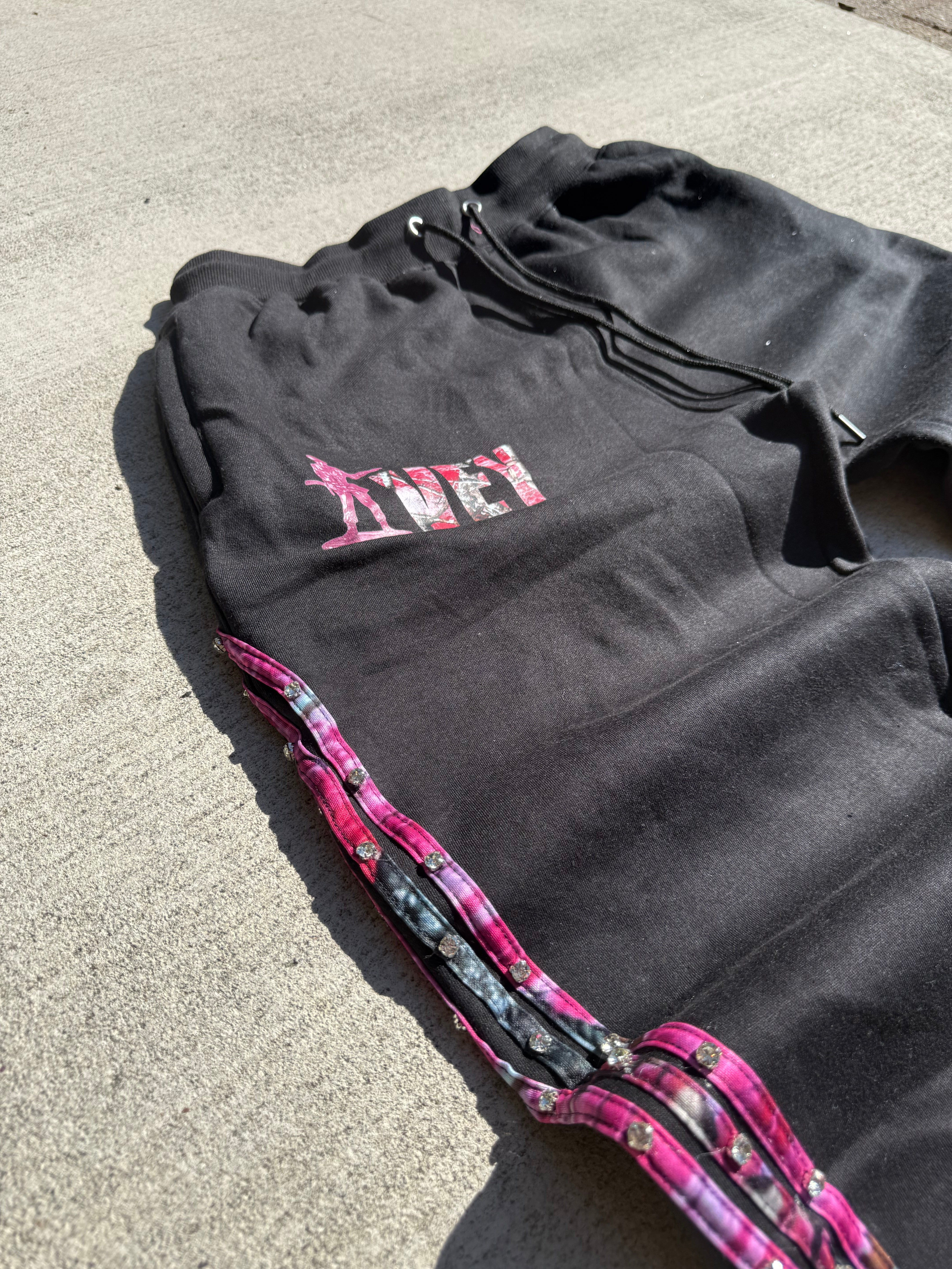 Ivey Toy Solider Pink Colossal Sweats